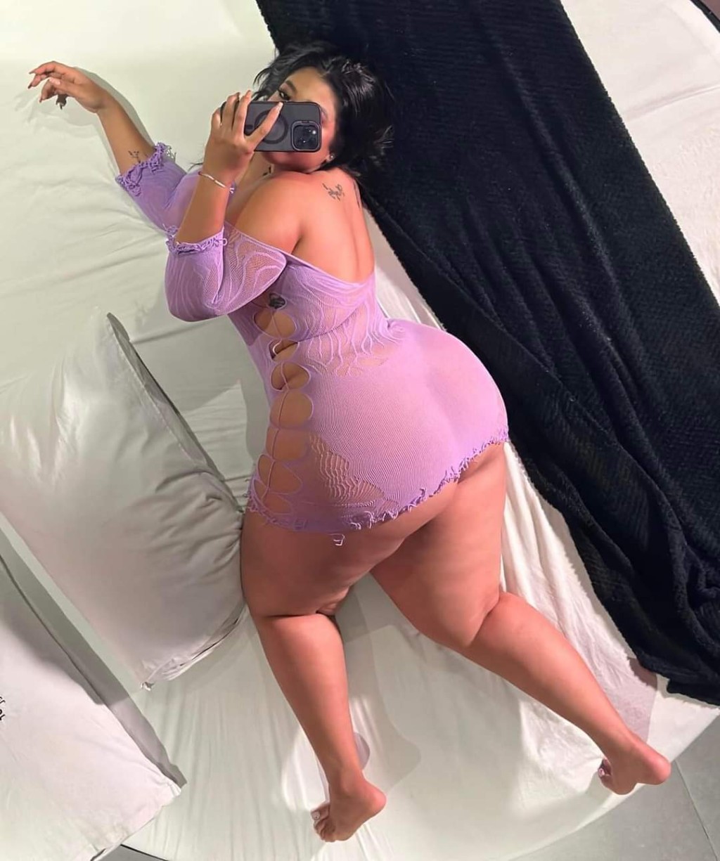 Slave-Mistress Slave-Mistress